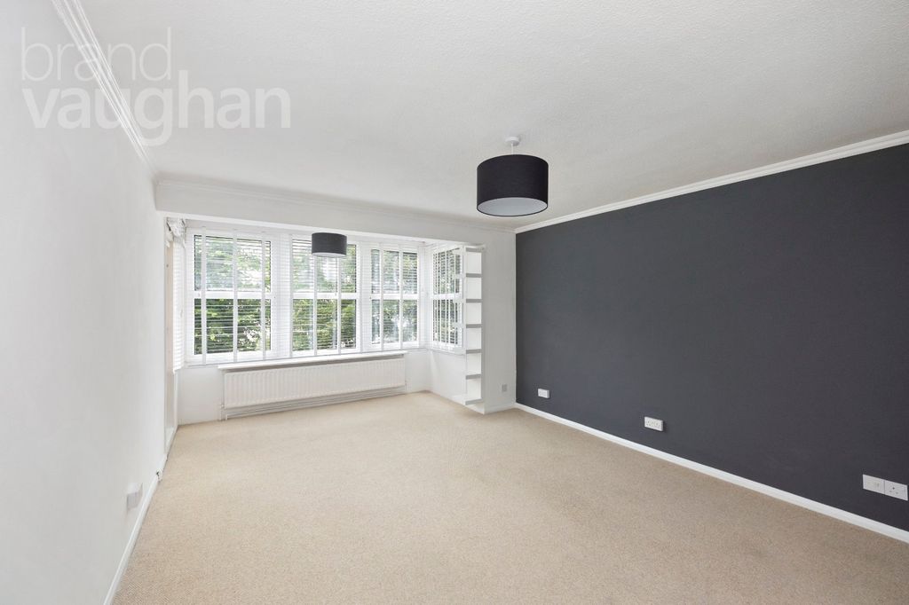 Property photo 2 of 21 Picture No. 22