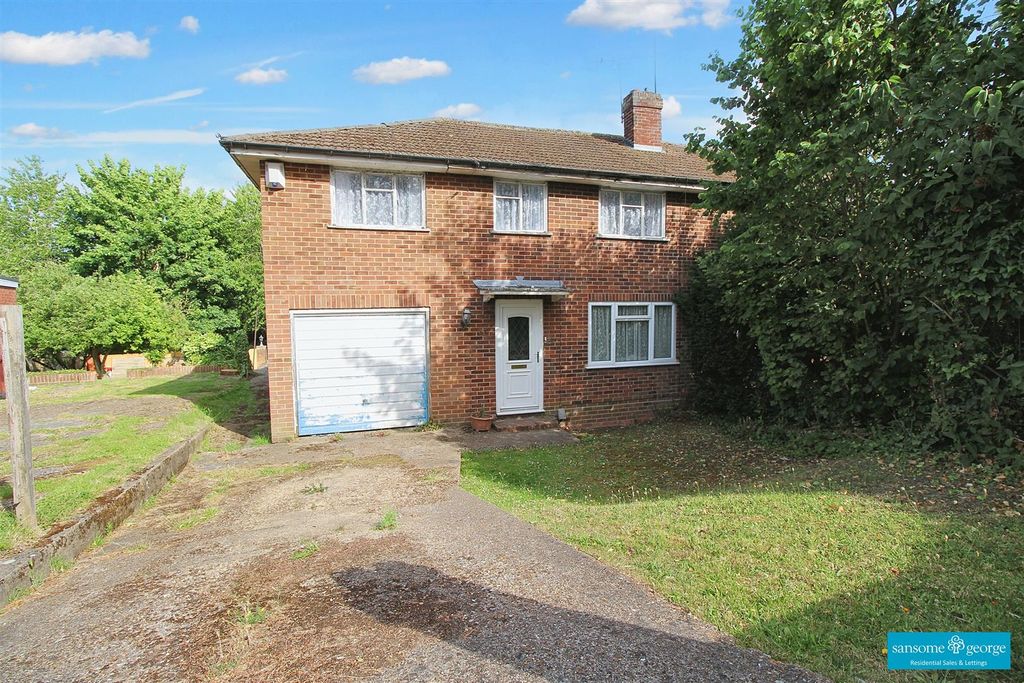 Property photo 1 of 18 Front