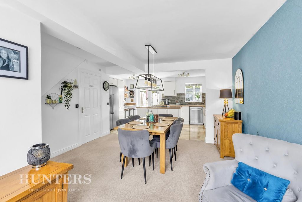 Property photo 2 of 28 Open Plan Dining Kitchen And Living