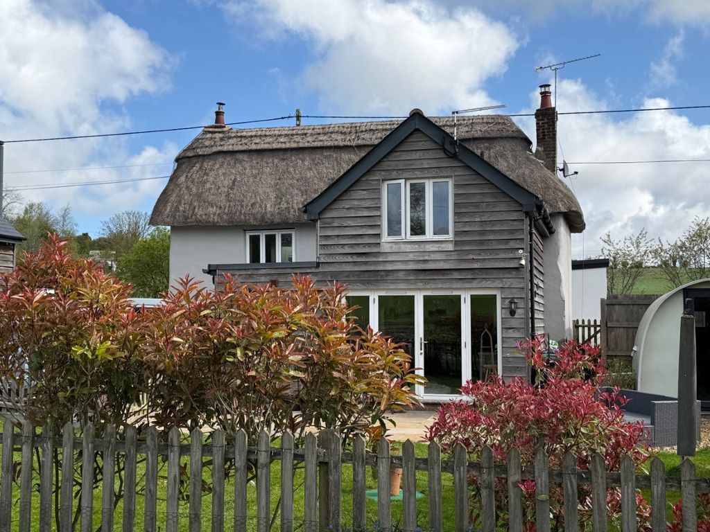 Property photo 1 of 21
