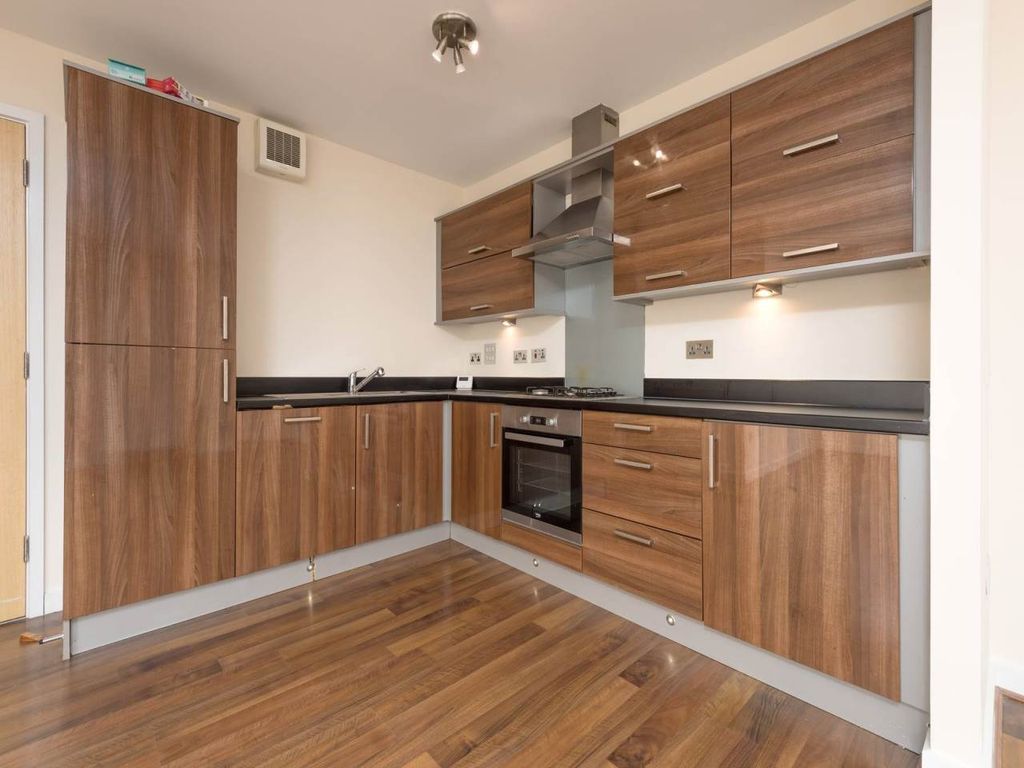 Property photo 3 of 13 2