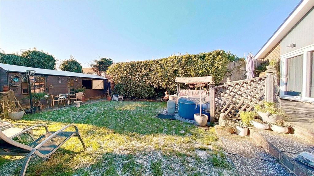 Property photo 3 of 20 Picture No. 14