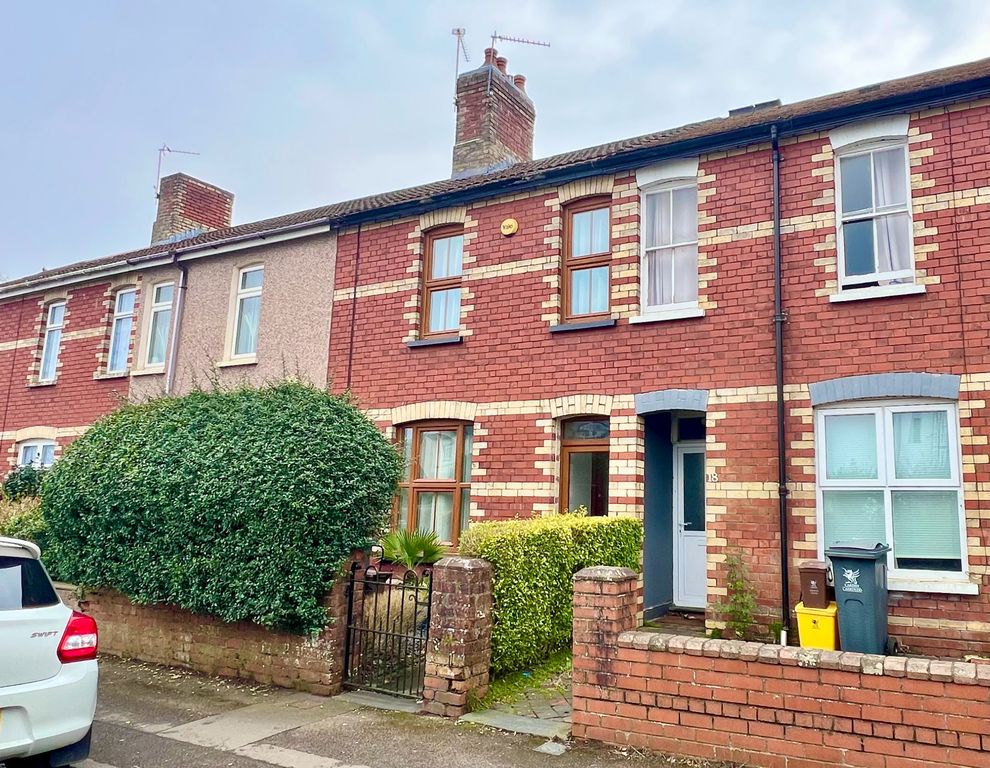 Property photo 1 of 17