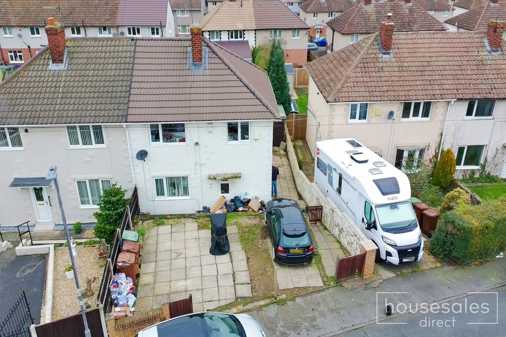 Property photo 3 of 20