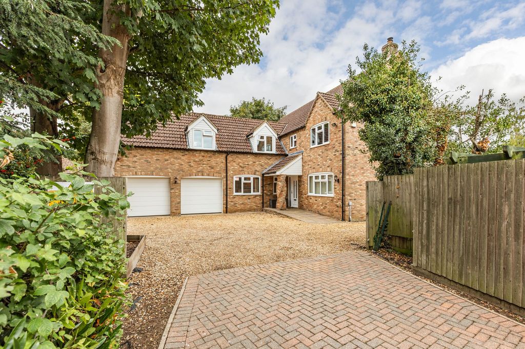 Property photo 1 of 22