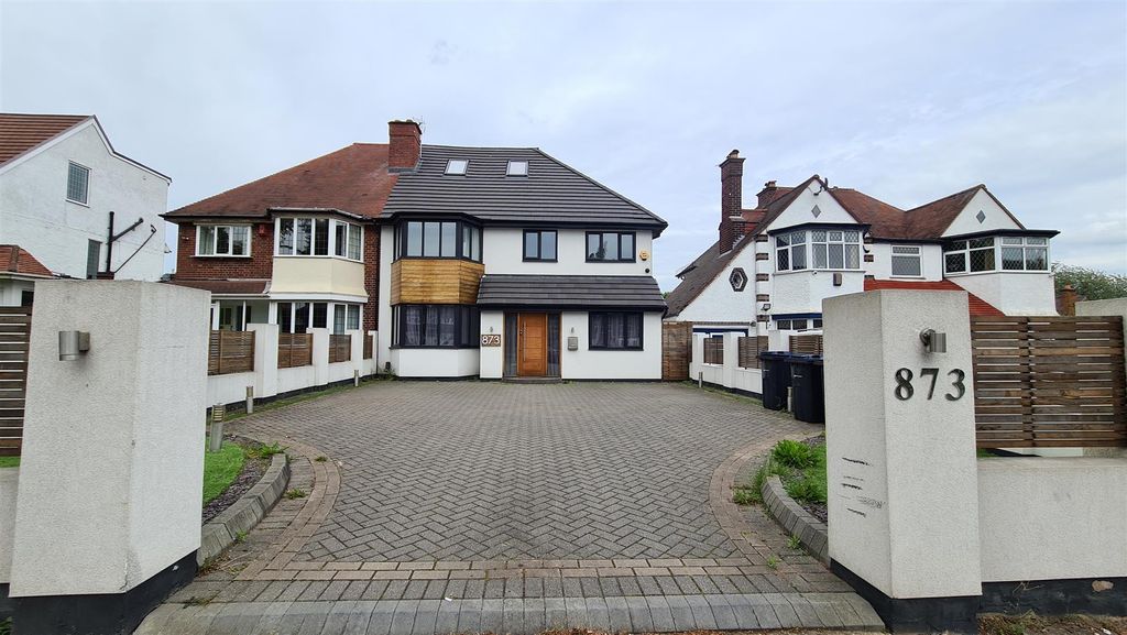 Property photo 1 of 28 Front