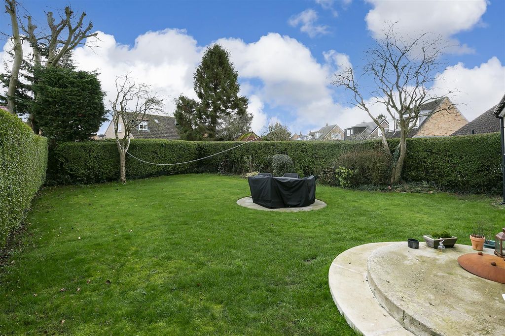 Property photo 3 of 22