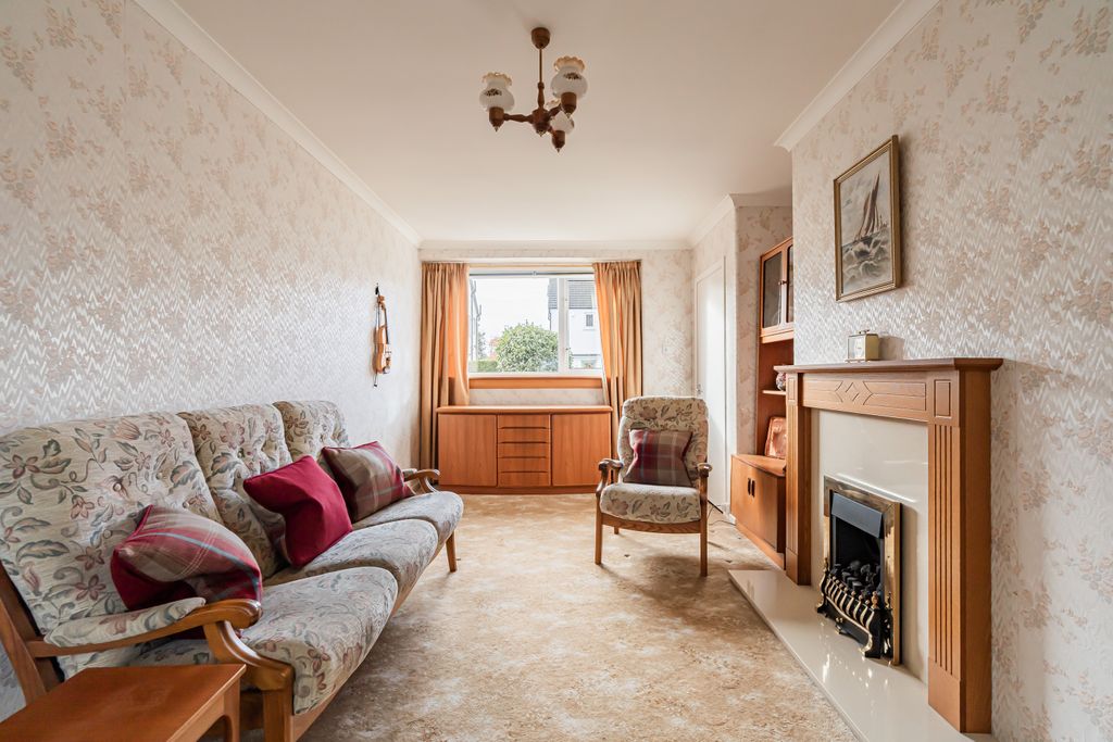 Property photo 2 of 18 Property Image 2