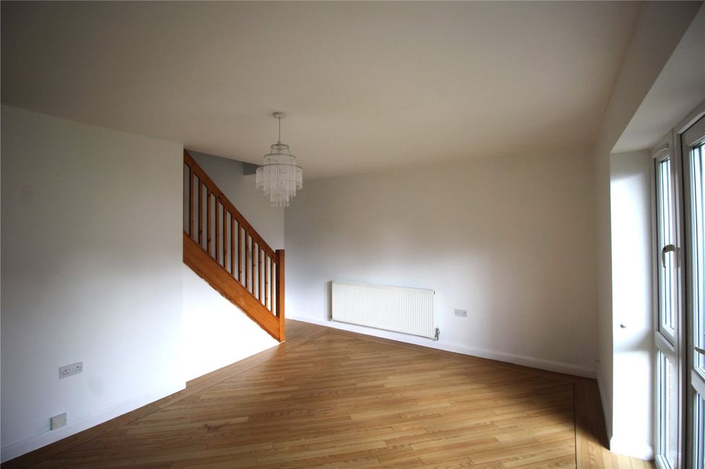 Property photo 3 of 10 Picture No. 14