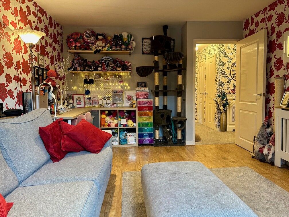 Property photo 3 of 18 Lounge3.Jpg