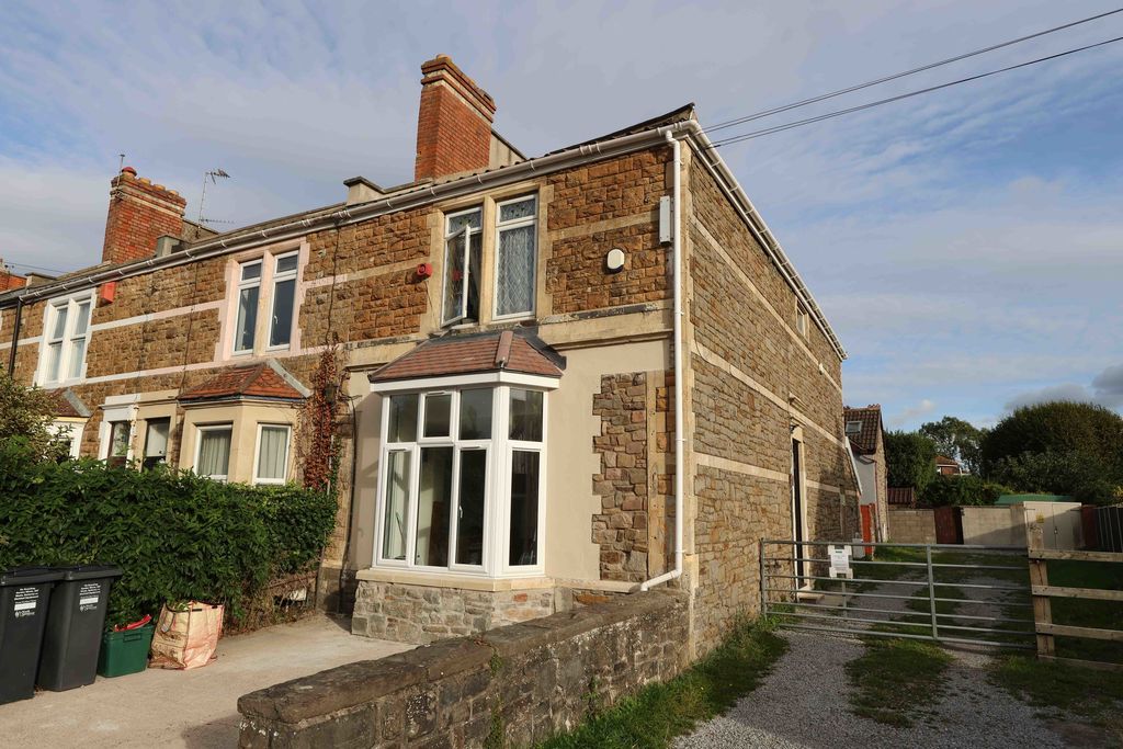 Property photo 1 of 8 Front