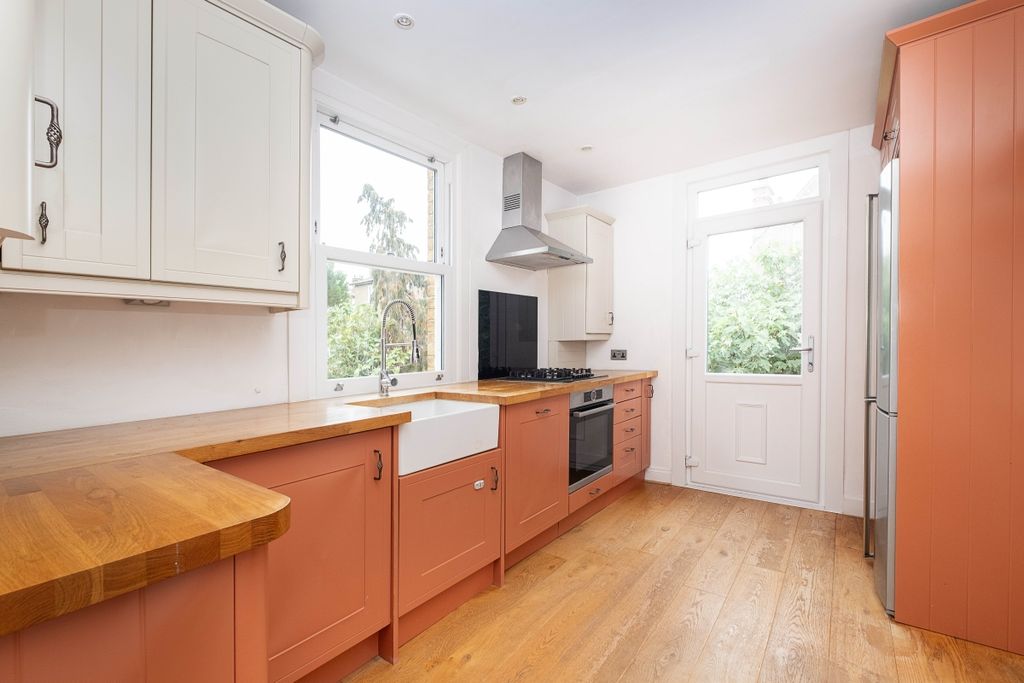 Property photo 1 of 11 3-Grove-Court-Gro...