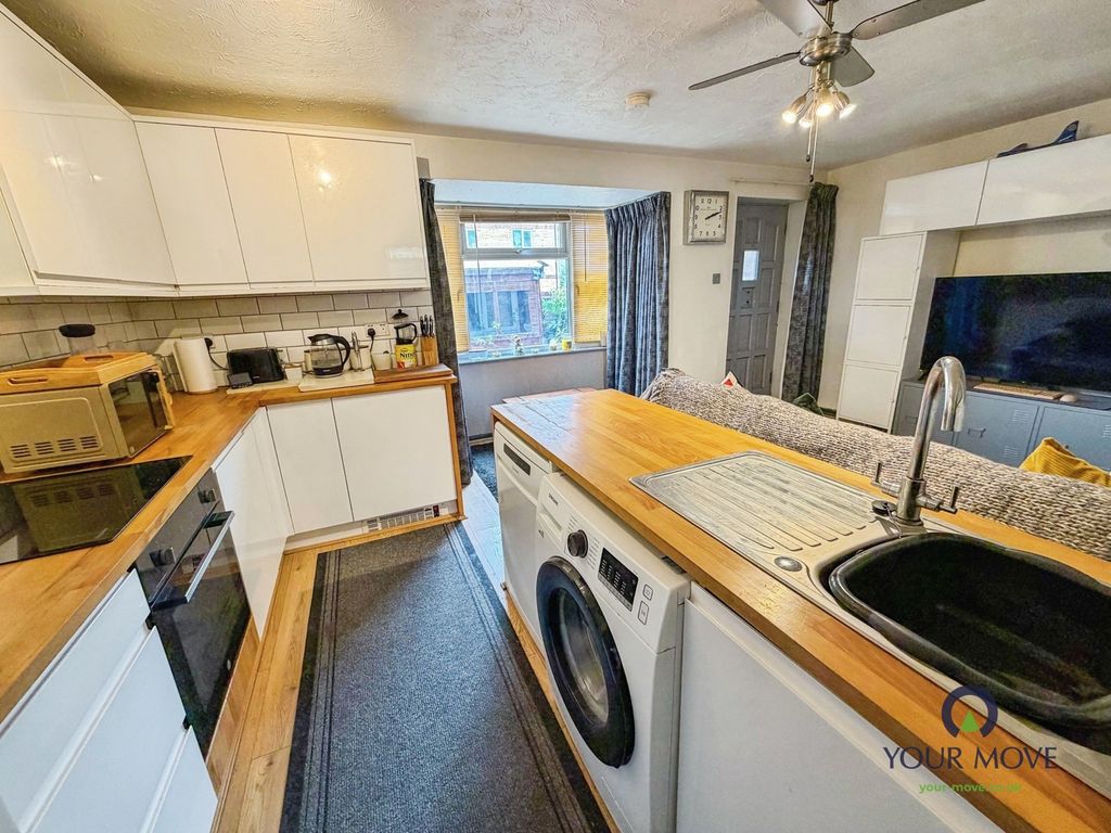 Property photo 3 of 9 Pbox-Img.Jpg