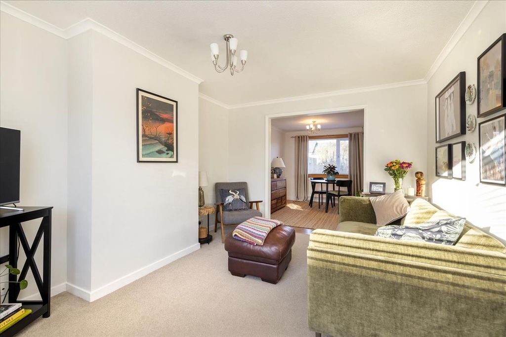 Property photo 3 of 26