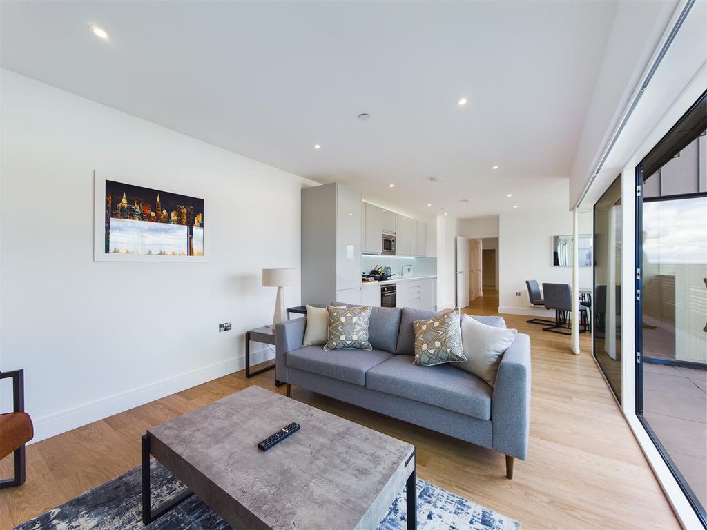 Property photo 2 of 14 Cam01030G0-Pr0010-Still007.Jpg