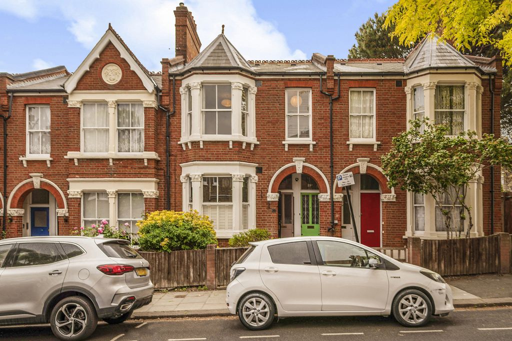 Property photo 1 of 10