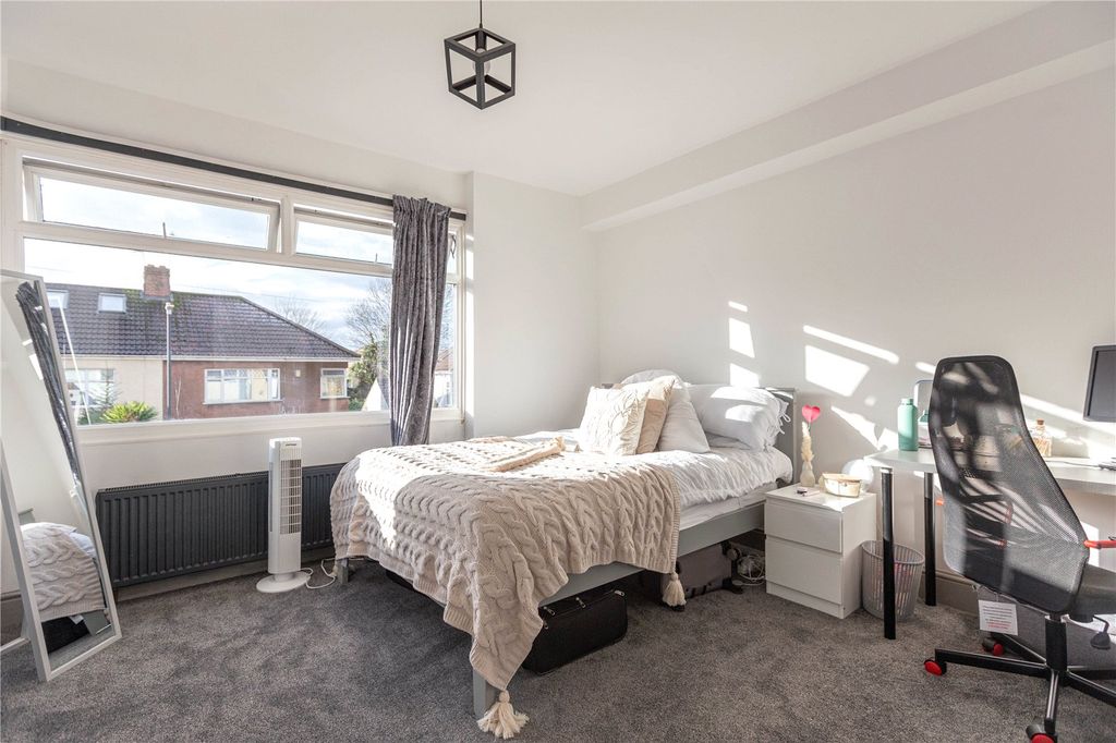 Property photo 3 of 25 Picture No. 57