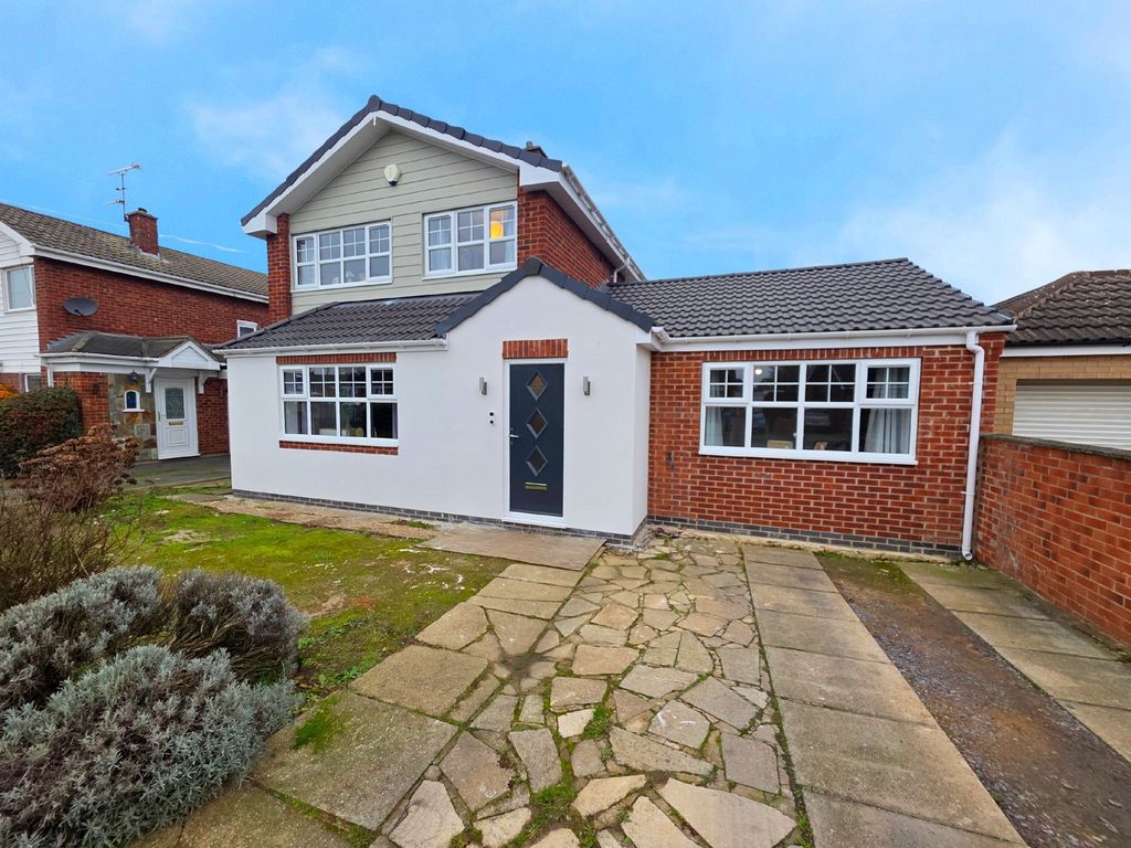 Property photo 1 of 27