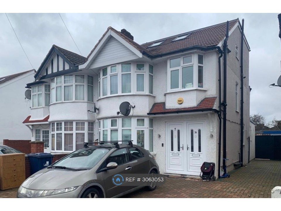 Property photo 1 of 8 3 Bedroom Maisonette