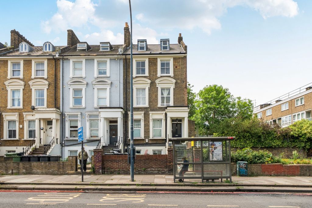 Property photo 1 of 13 4610911