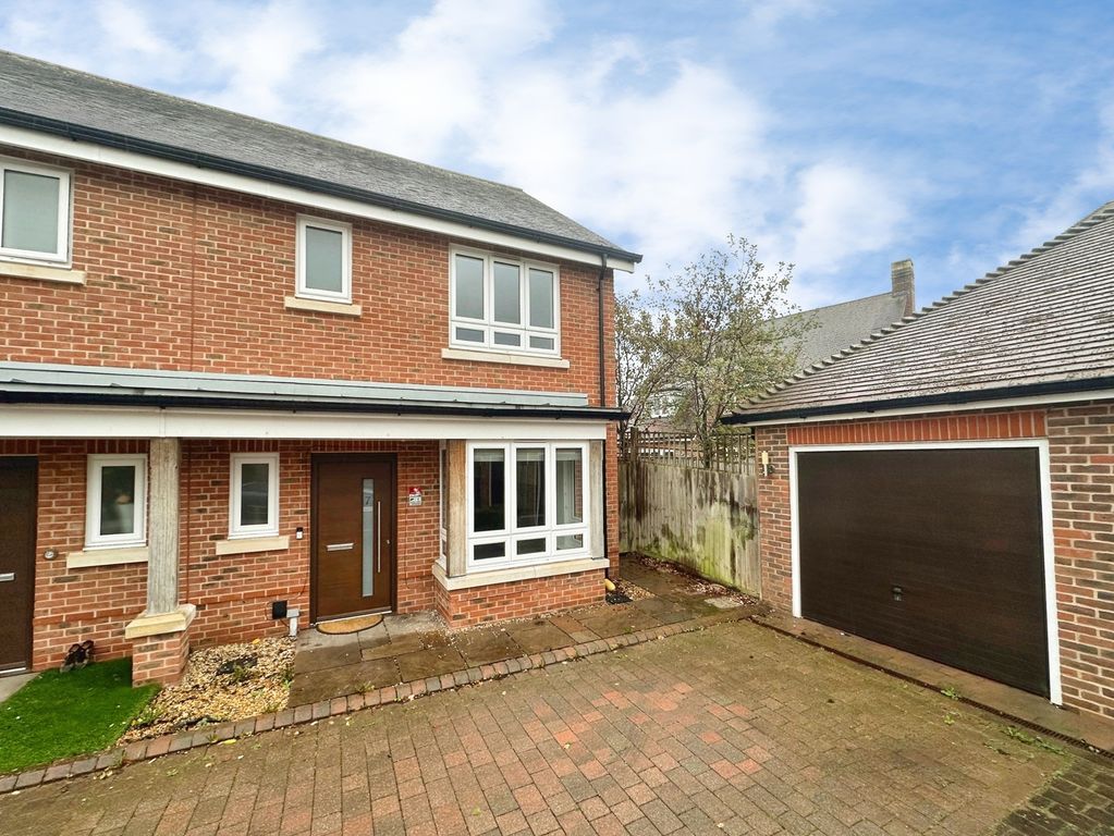 Property photo 1 of 11 Pbox-Img.Jpg