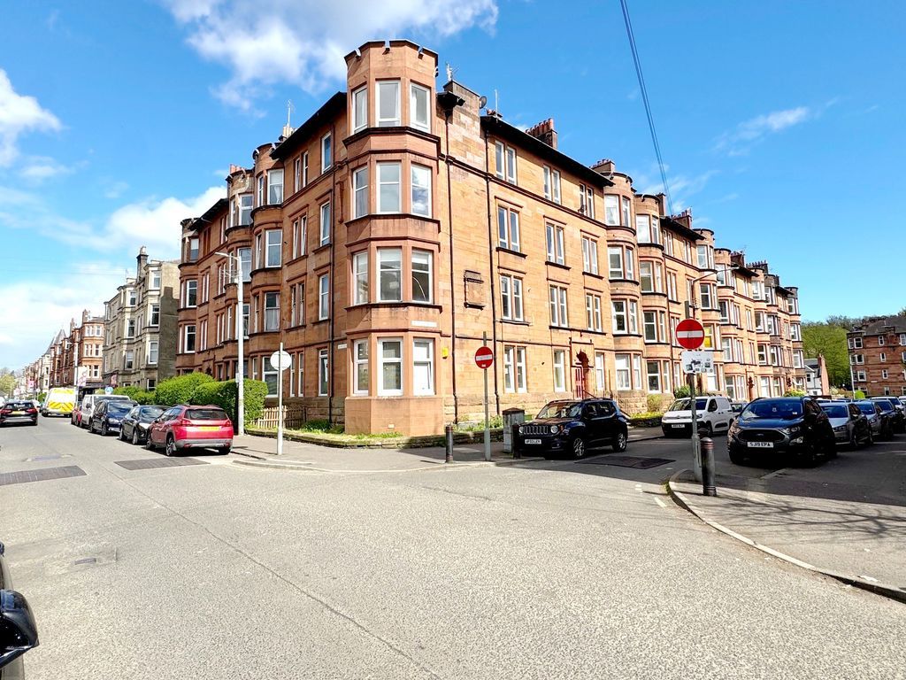 Property photo 1 of 7 Photo 6