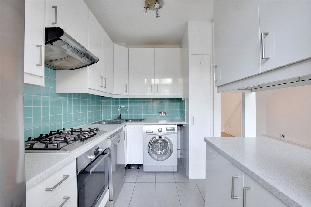 Property photo 3 of 15 Picture No. 31