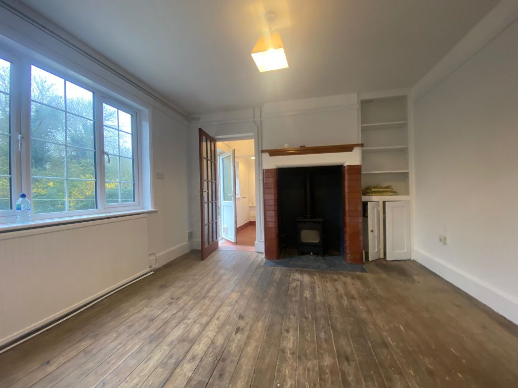 Property photo 3 of 14 Dining Room