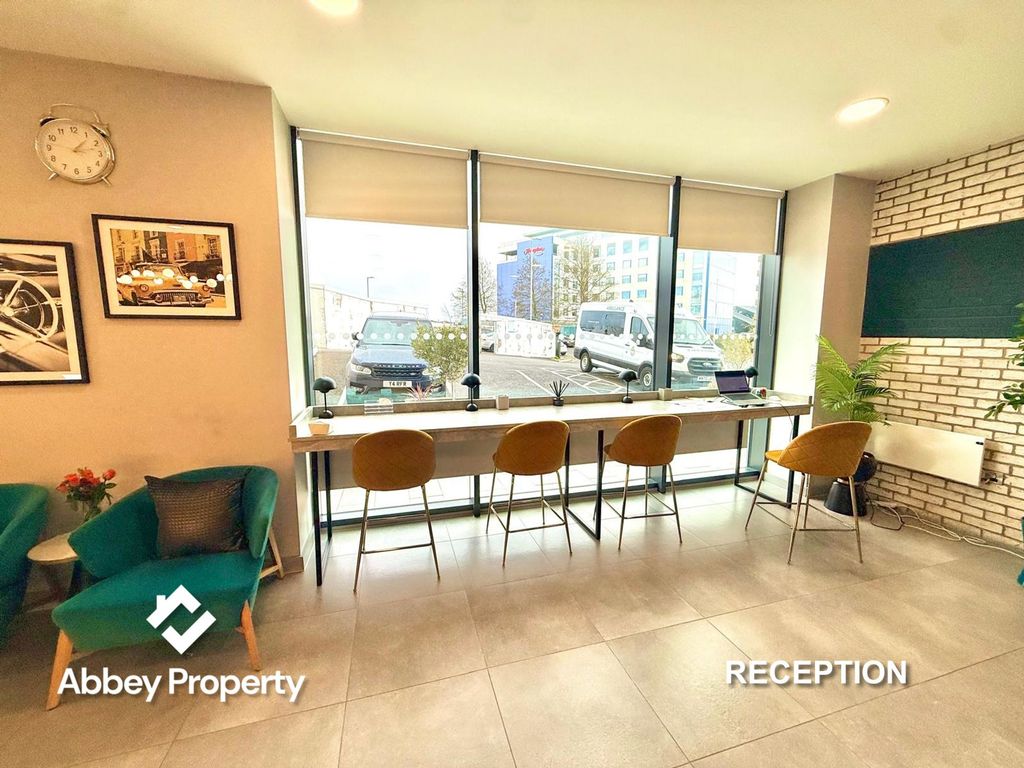 Property photo 2 of 22