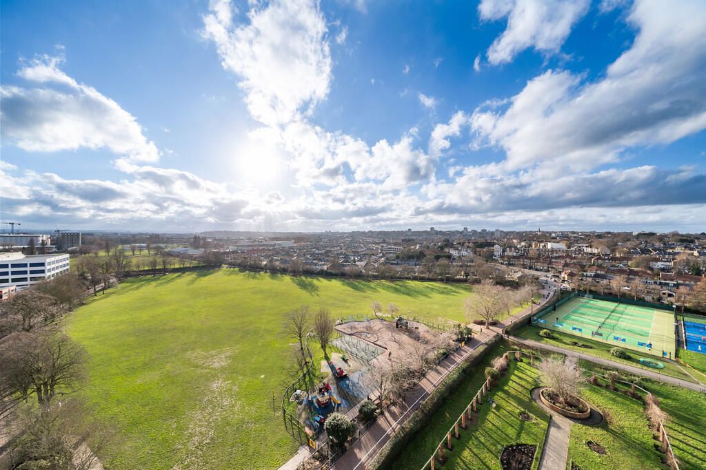 Property photo 3 of 13