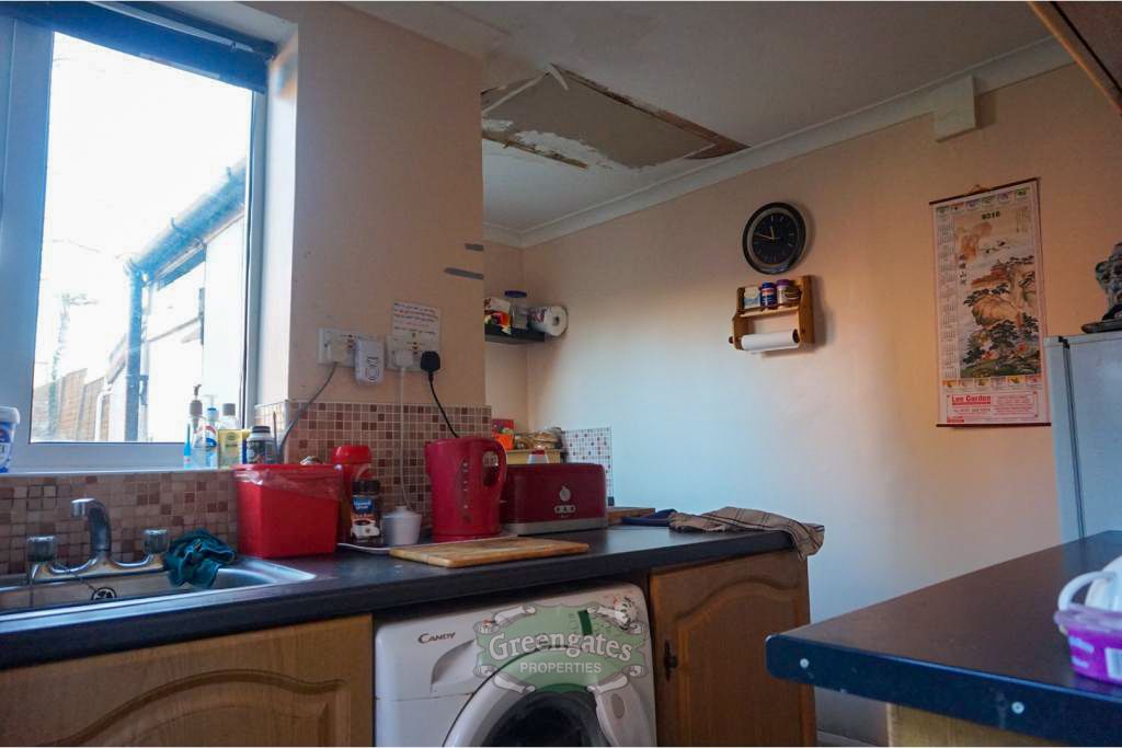 Property photo 2 of 3 6d763F156Cceda9Baebd0181Dbcd04E720Fe28B36A3123933E94c-2