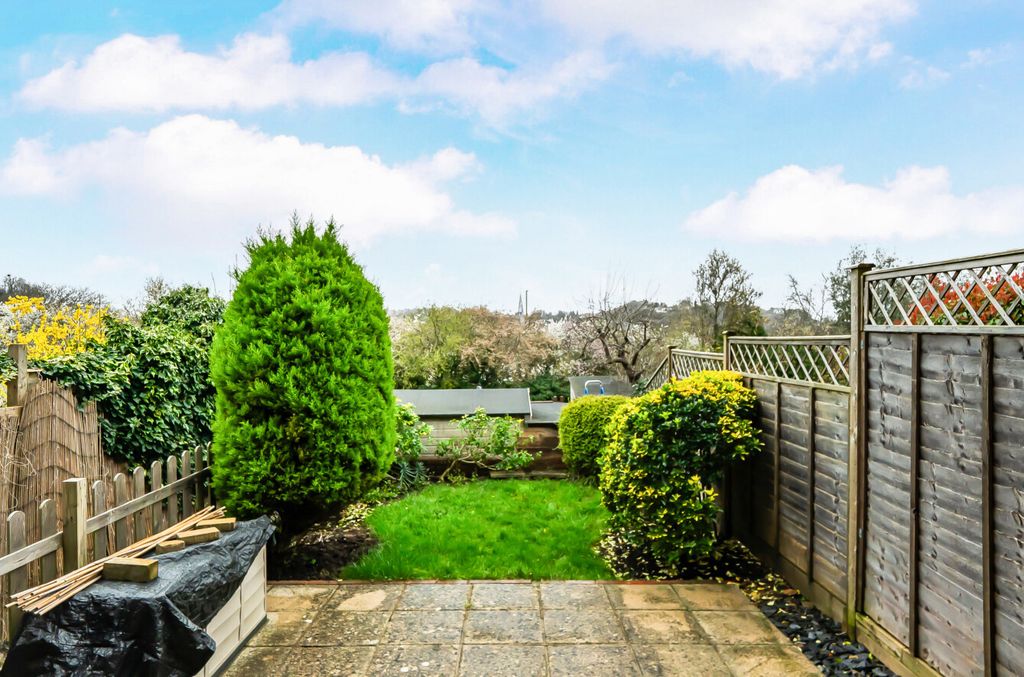 Property photo 2 of 19 1424843-1-69B2d20...