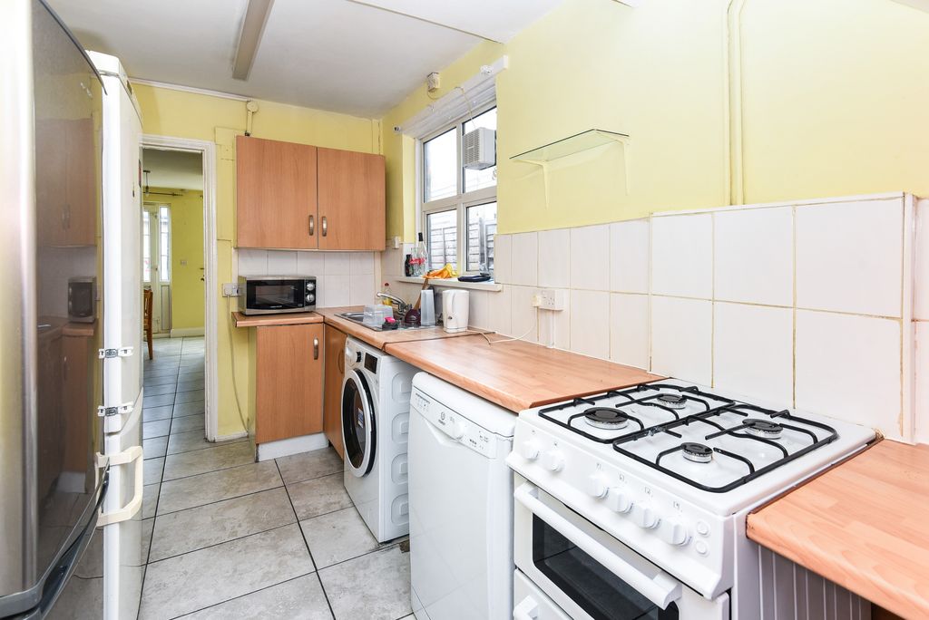 Property photo 2 of 13