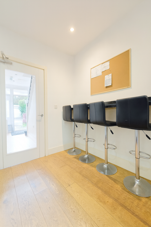 Property photo 3 of 3 Queens Avenue - Kitchen 2