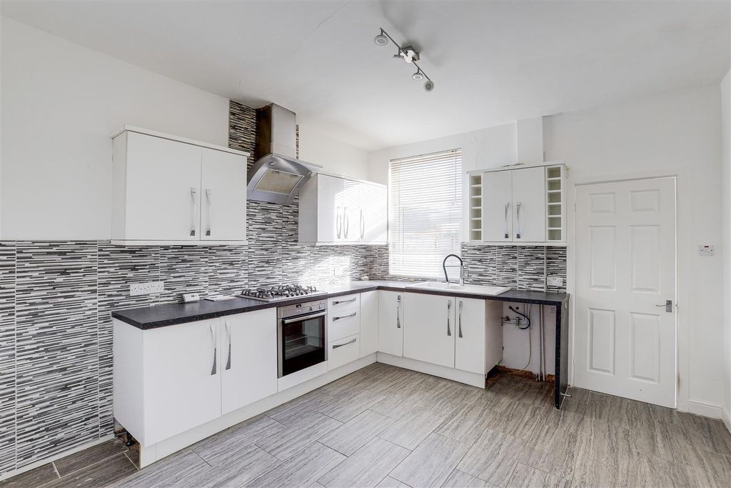 Property photo 2 of 13 2709.Jpg