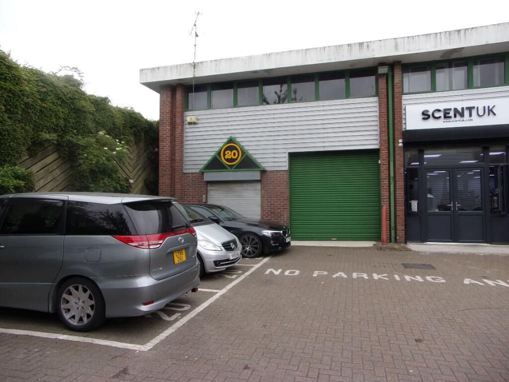 Property photo 1 of 3