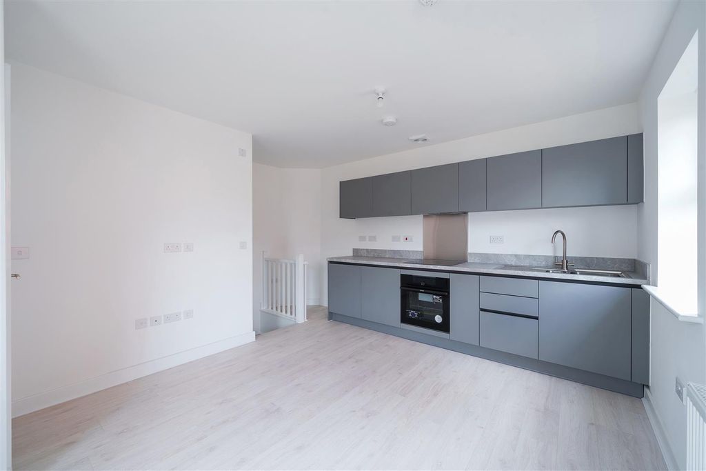 Property photo 2 of 10 1147855 (3).Jpg