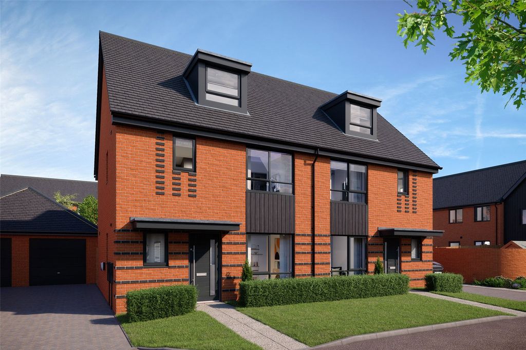 Property photo 2 of 11 External