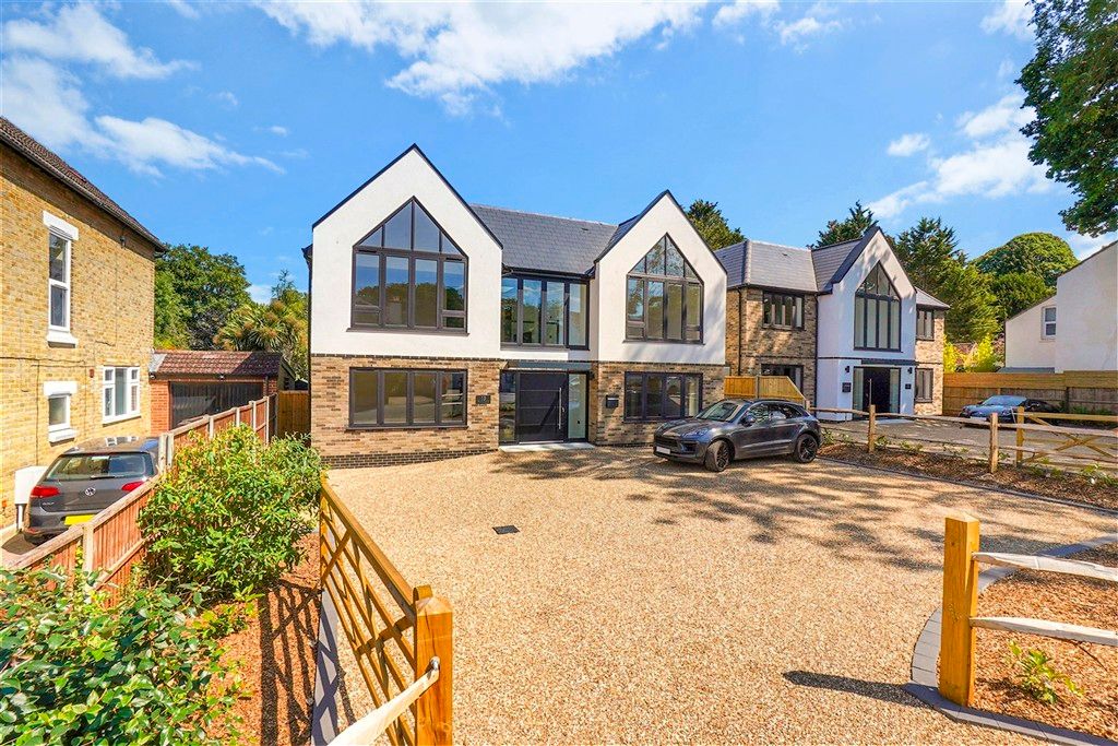 Property photo 3 of 26 Front