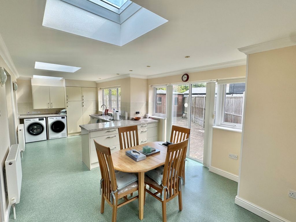 Property photo 3 of 18 Kitchen/Dining Room