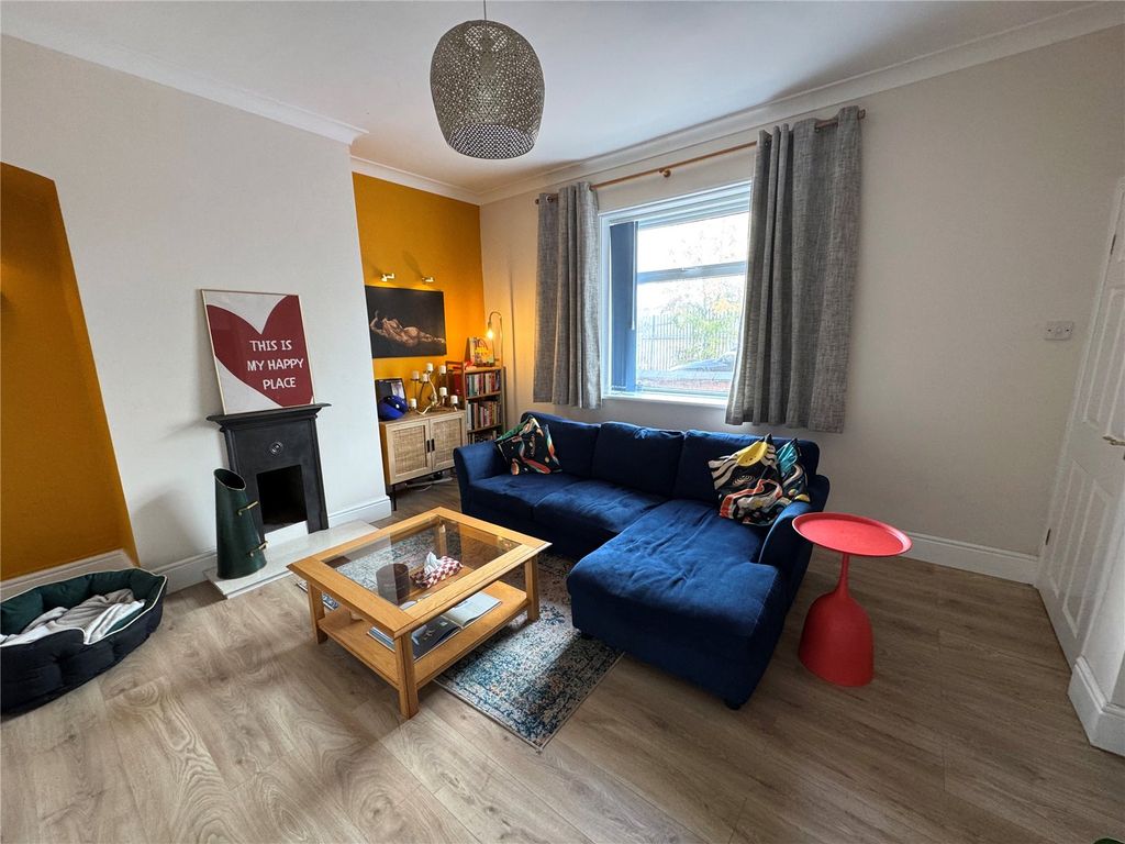 Property photo 3 of 18 Picture No. 15