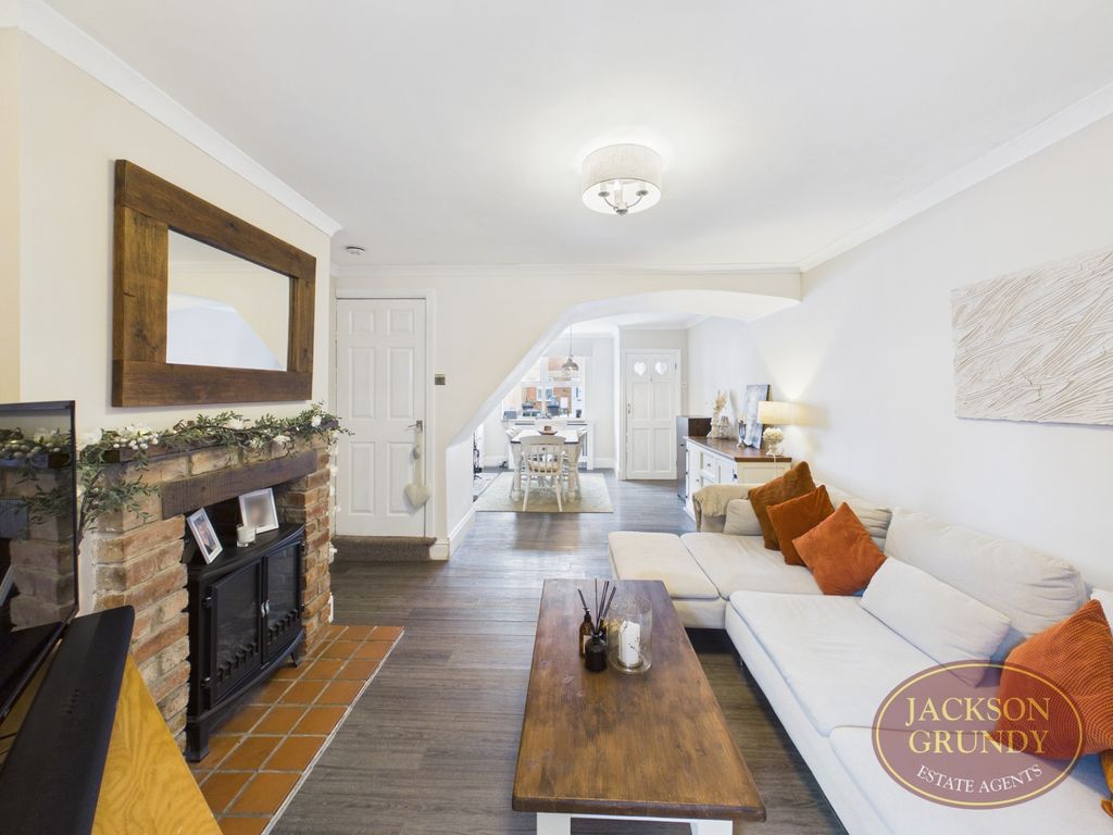 Property photo 2 of 18 Sidney Road