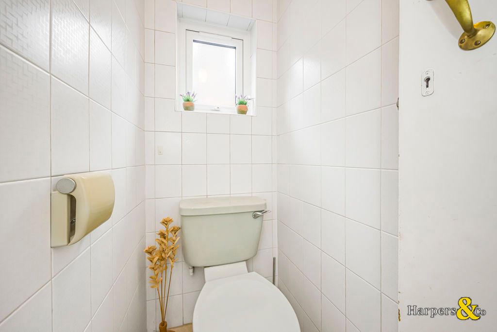Additional image 14 of 3 bed property for saleShepherds Lane, Dartford DA1