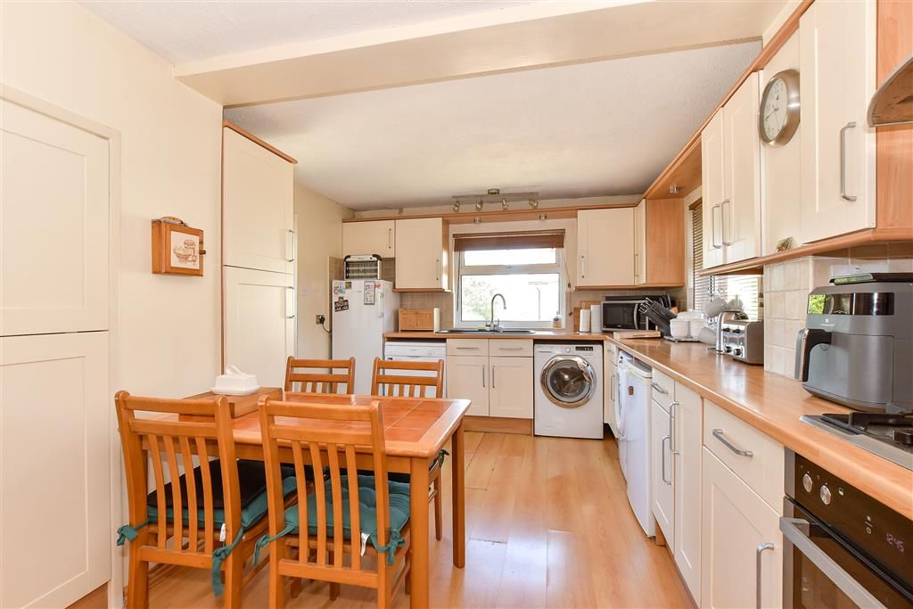 Property photo 3 of 15 Kitchen/ Breakfast Room