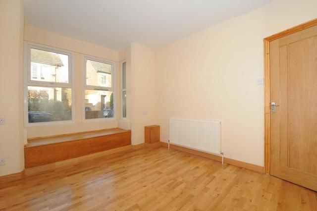 Property photo 3 of 9 Living Room