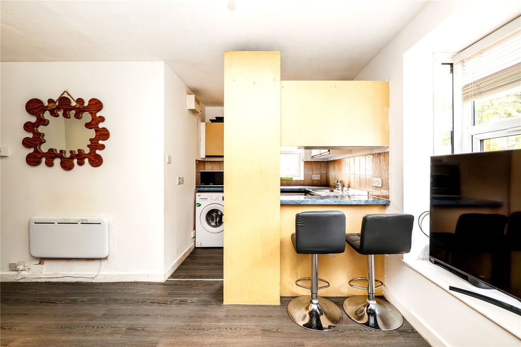 Property photo 3 of 10 Picture No. 15