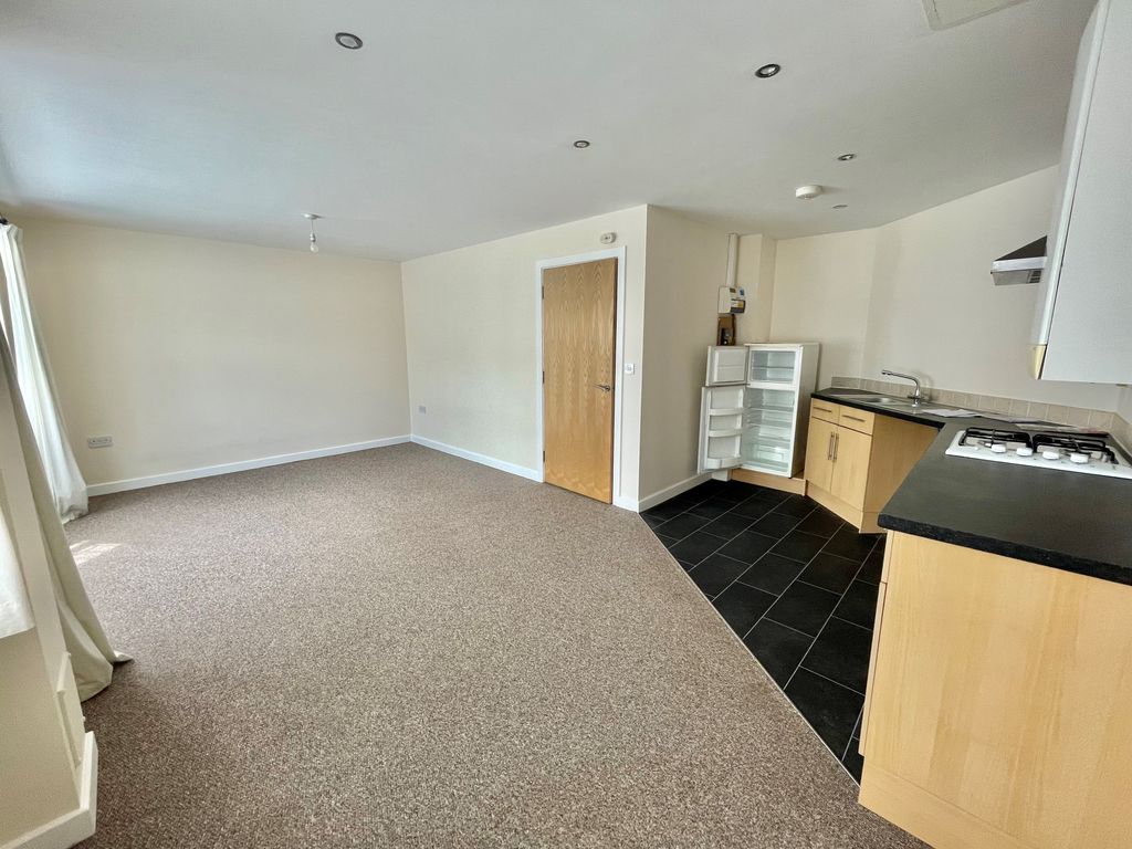 Property photo 2 of 4