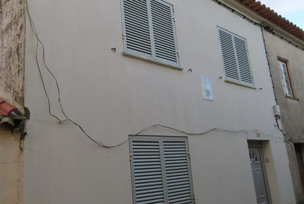 Property photo 1 of 39