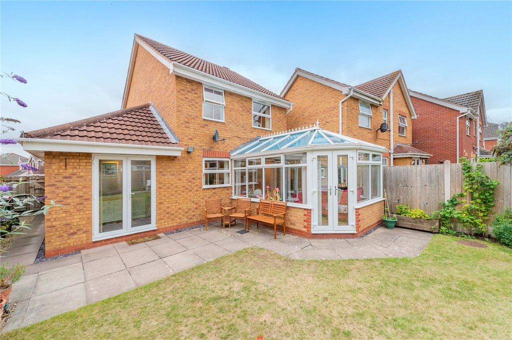 Property photo 2 of 29 Rear Garden