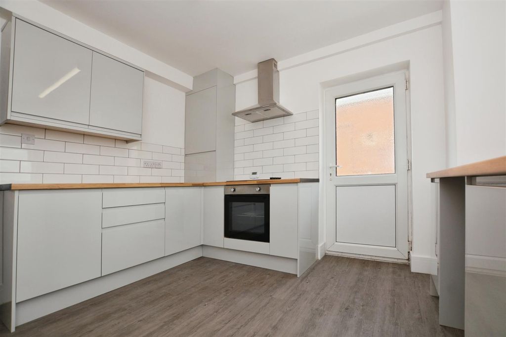 Property photo 1 of 12 6F47Eeea-Dsc_0046.Jpg